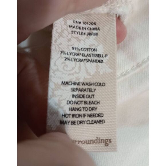 Soft Surrounding Jeans Ladies Medium Petite White Cropped - Picture 7 of 8